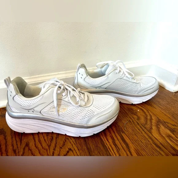 Skechers D’Lux Walker Sneakers White Womens Size 9 - Picture 3 of 5